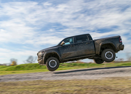 Editorial 2021 ram 1500 trx 09 jw
