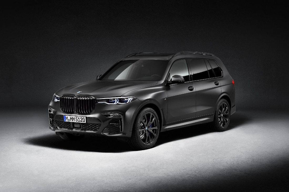 P90386158_highRes_bmw-x7-edition-dark- (1).jpg