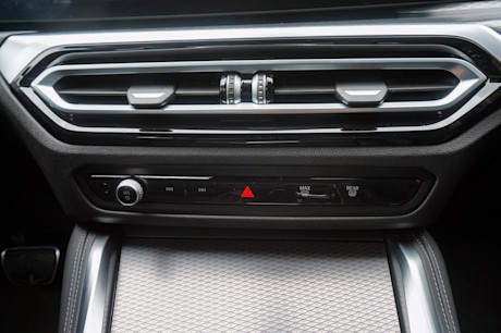 Editorial 2022 bmw i4 edrive40 25 jl