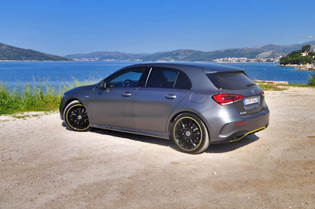 Editorial 2019 mercedes benz a 250 06 mb