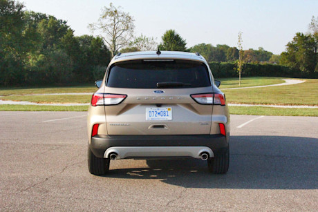 Editorial 2020 ford escape titanium hybrid 05 dw