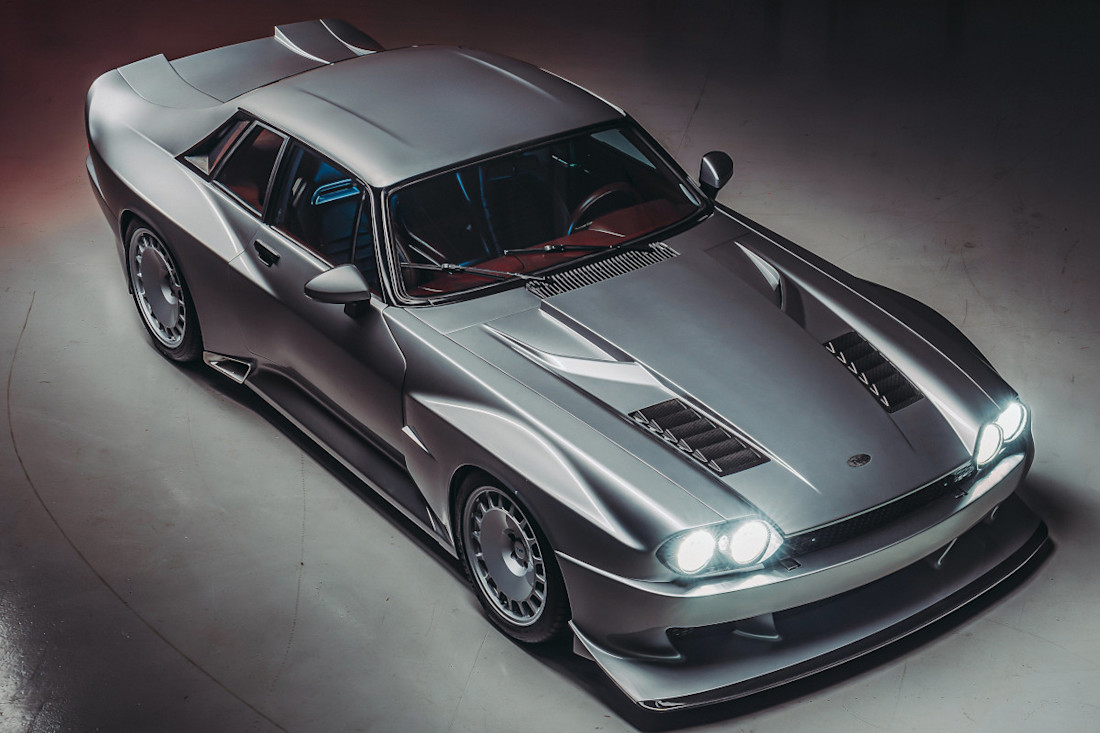 TWR-Supercat-2025-jaguar-xjs-restomod (1).jpg