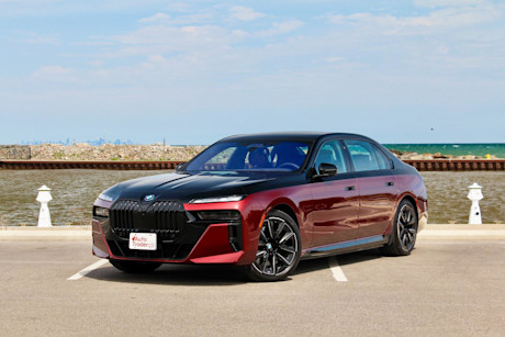 Editorial 2023 bmw i7 xdrive60 02 pb