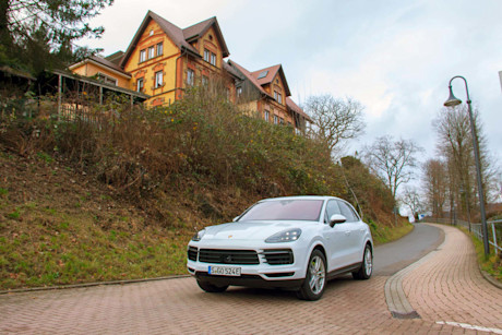 Editorial 2019 porsche cayenne e hybrid 11 lw
