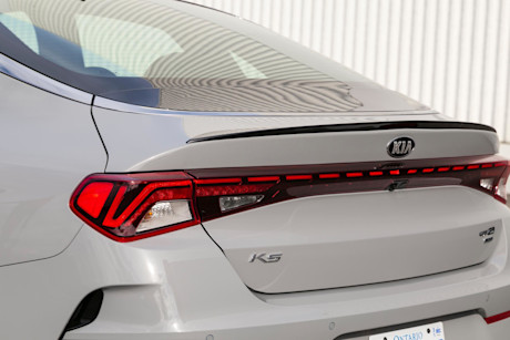 Editorial 2021 kia k5 gt line 11 jw