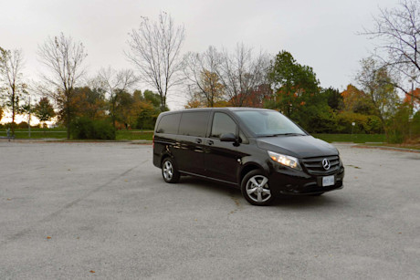 Editorial 2016 mercedes benz metris passenger van jb 03