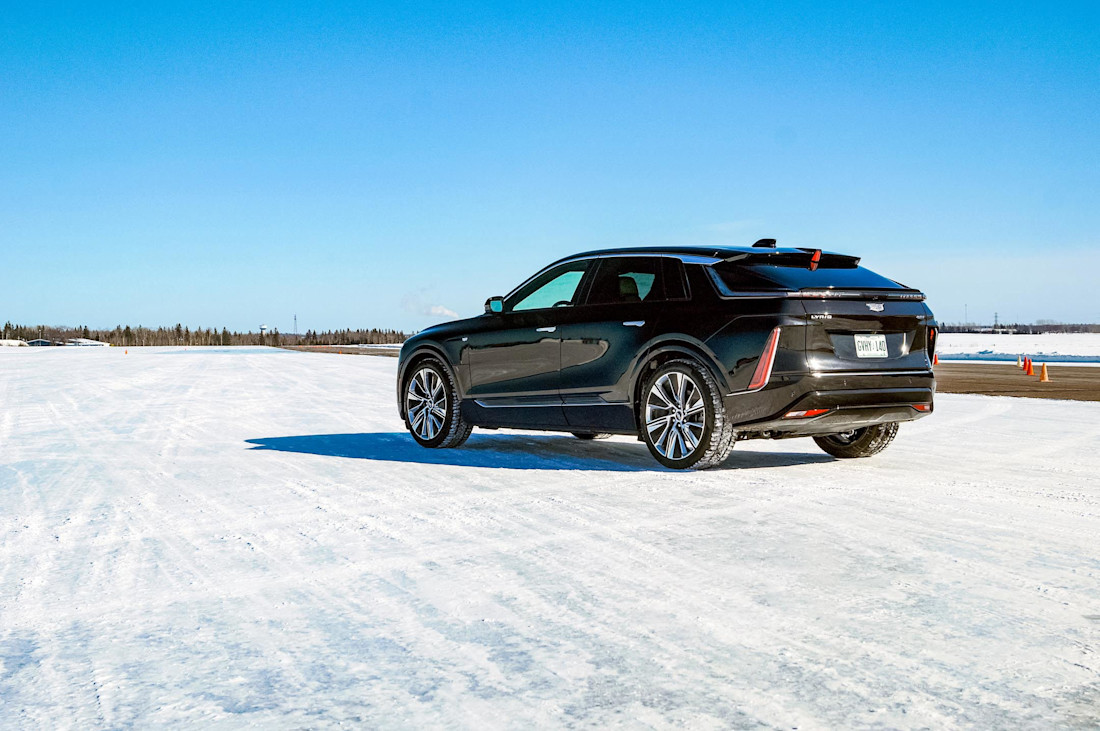 Editorial 2023 cadillac lyriq 07 jv
