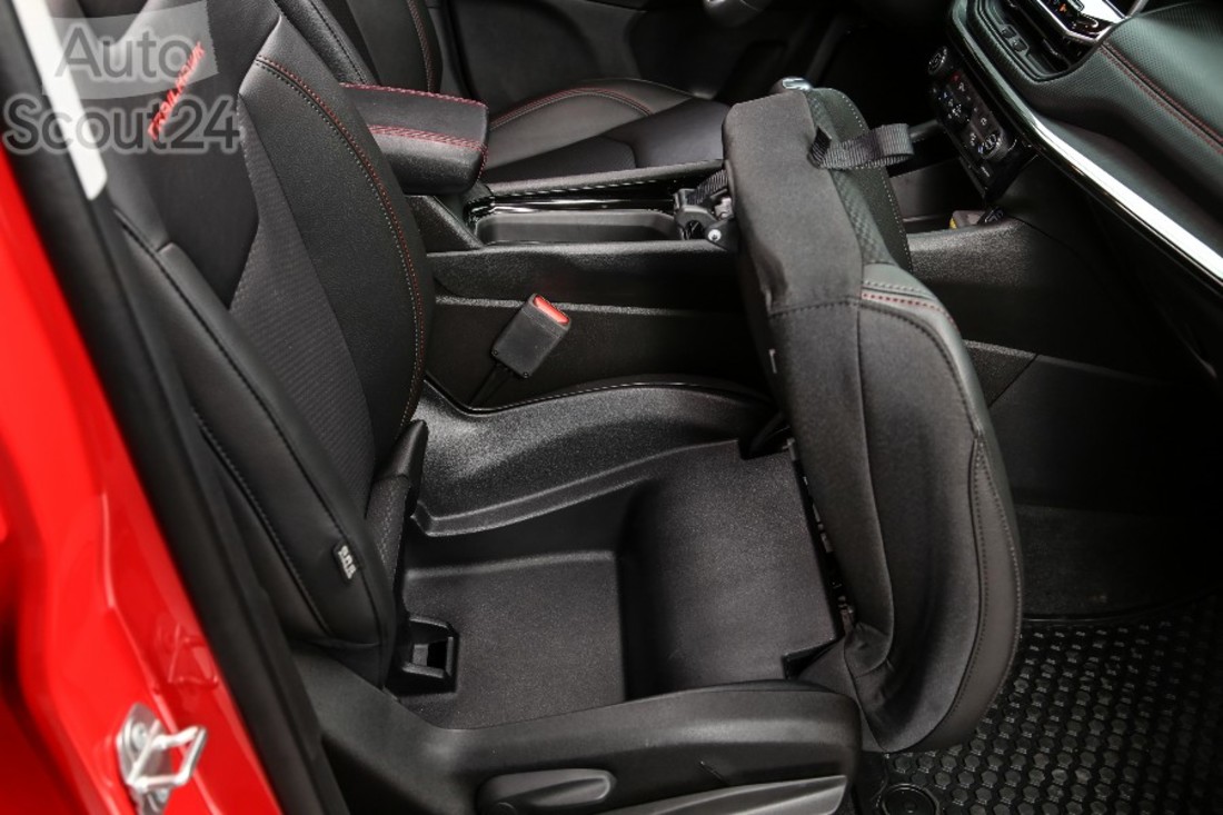 11.NewJeep®CompassTrailhawk4xe (2).jpg