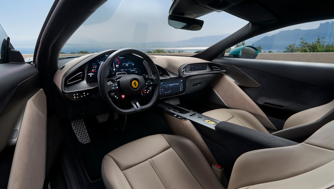 ferrari-amalfi-interior