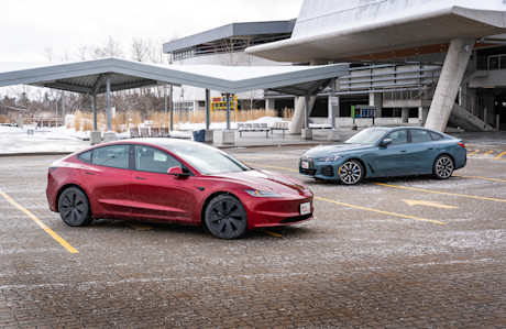 Editorial 2025 bmw i4 vs tesla model 3 comp jw 250225 46