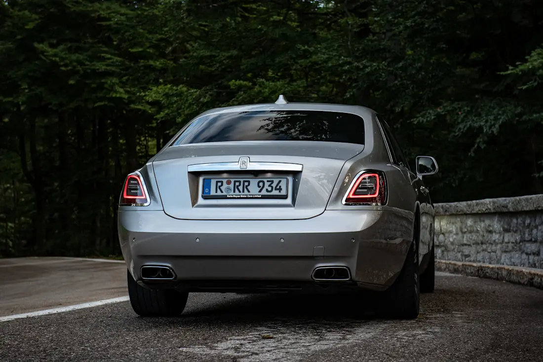 Rolls-Royce-Ghost-Rear-Road Rolls-Royce-Ghost-Rear-Road