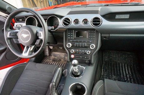 Editorial 2015 ford mustang ecoboost hl 12