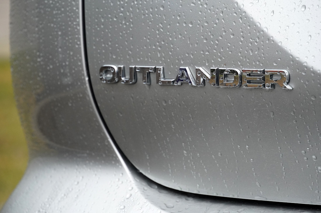 Mitsubishi-Outlander-GT-2026 (5).jpg