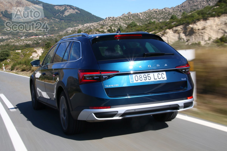 prueba-skoda-superb-scout-07.jpg