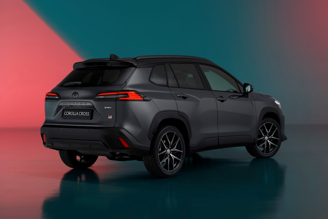 toyota-corolla-cross-2025 (9).jpg