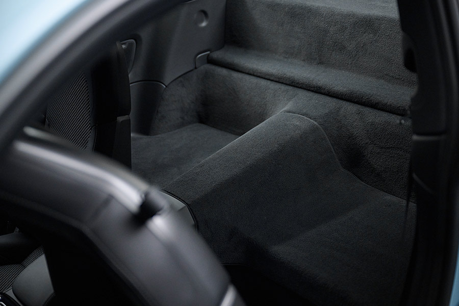 Porsche-911-T-2022-interior-autoscout24 (4).jpg