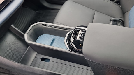 Volvo EX30 2025 vs Volvo EX40 2025 – Quel est le meilleur choix pour vous? Image