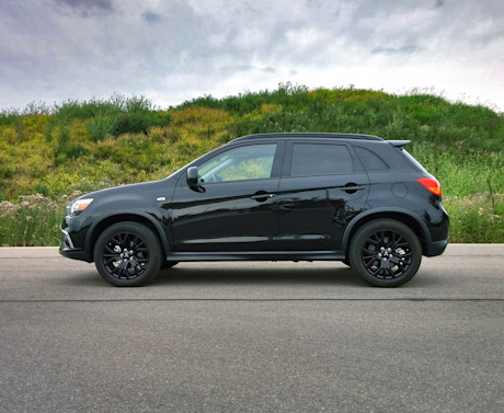 Editorial 2017 mitsubishi rvr black edition 03 sg