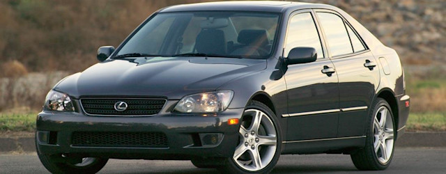 Lexus IS300