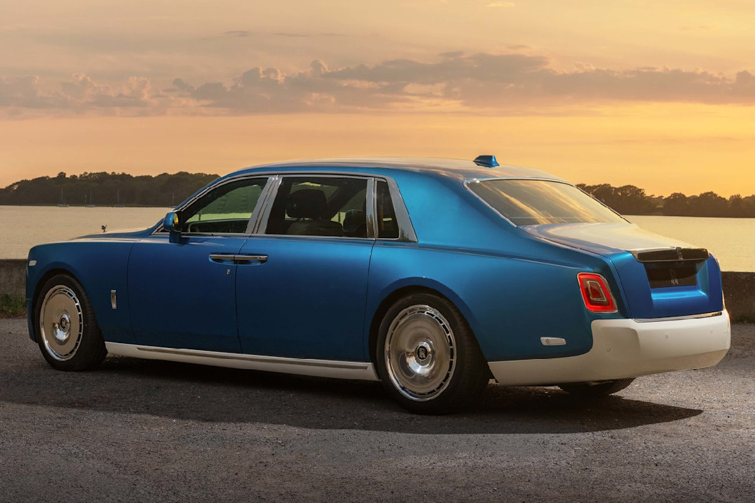 Rolls-Royce-Phantom-Extended-Regatta-2026 (6).jpg