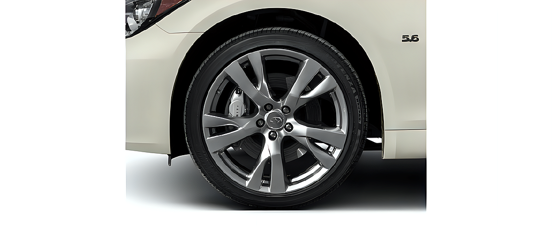 Infiniti Q70L 2018 10