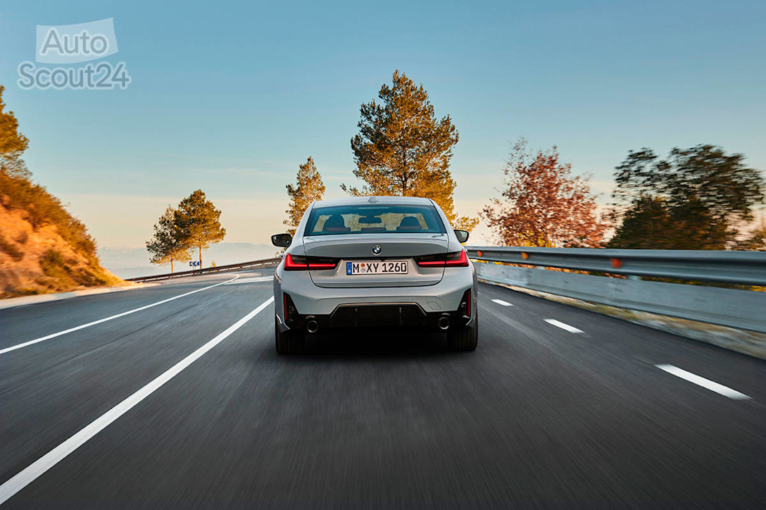 Nuevo BMW Serie 3 sedán 2023 (8).jpg