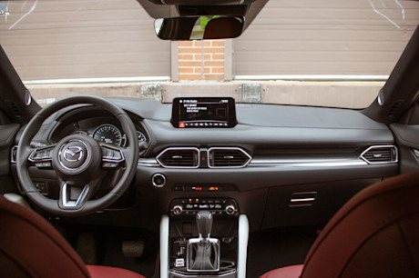 Mazda CX-5 100e Anniversaire 2021 : essai hivernal Body Image