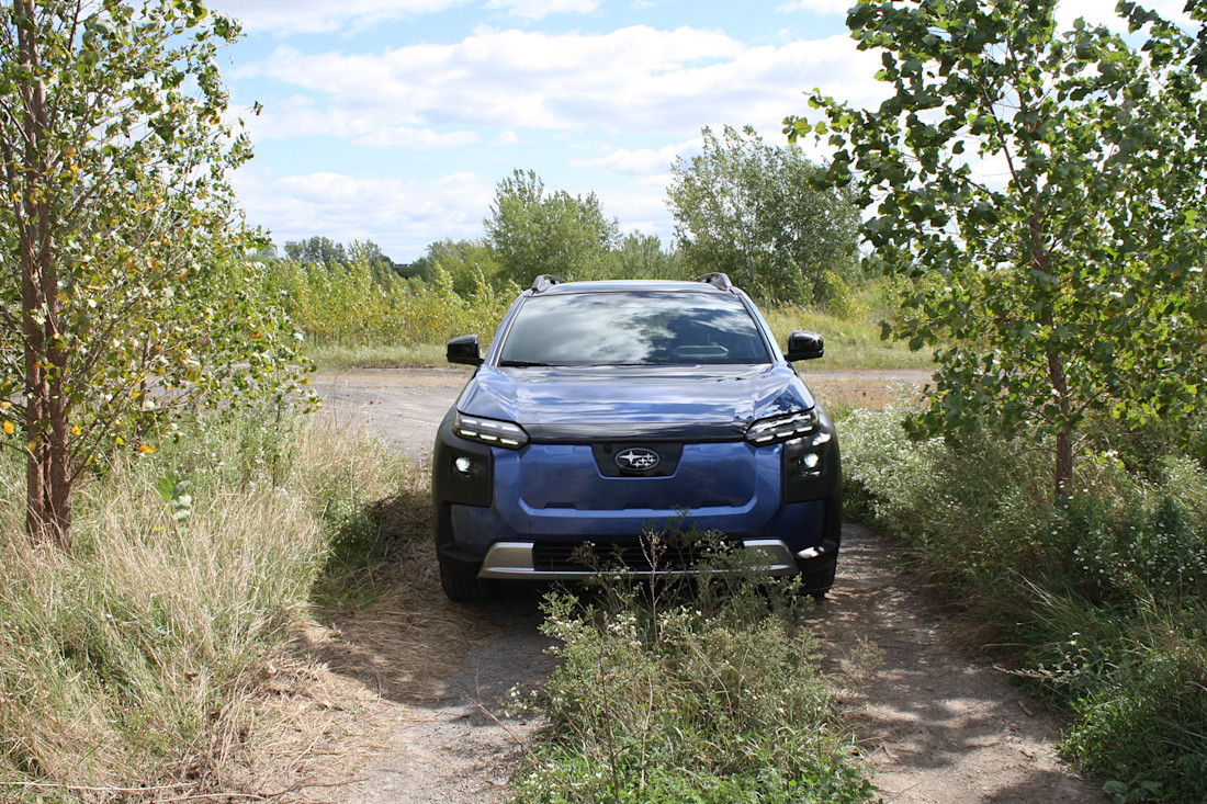2027 Subaru Trailseeker - TD - DB - 261006 - 2.jpg