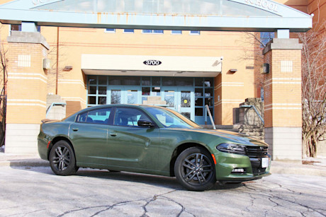 Editorial 2019 dodge charger sxt awd 13 dw