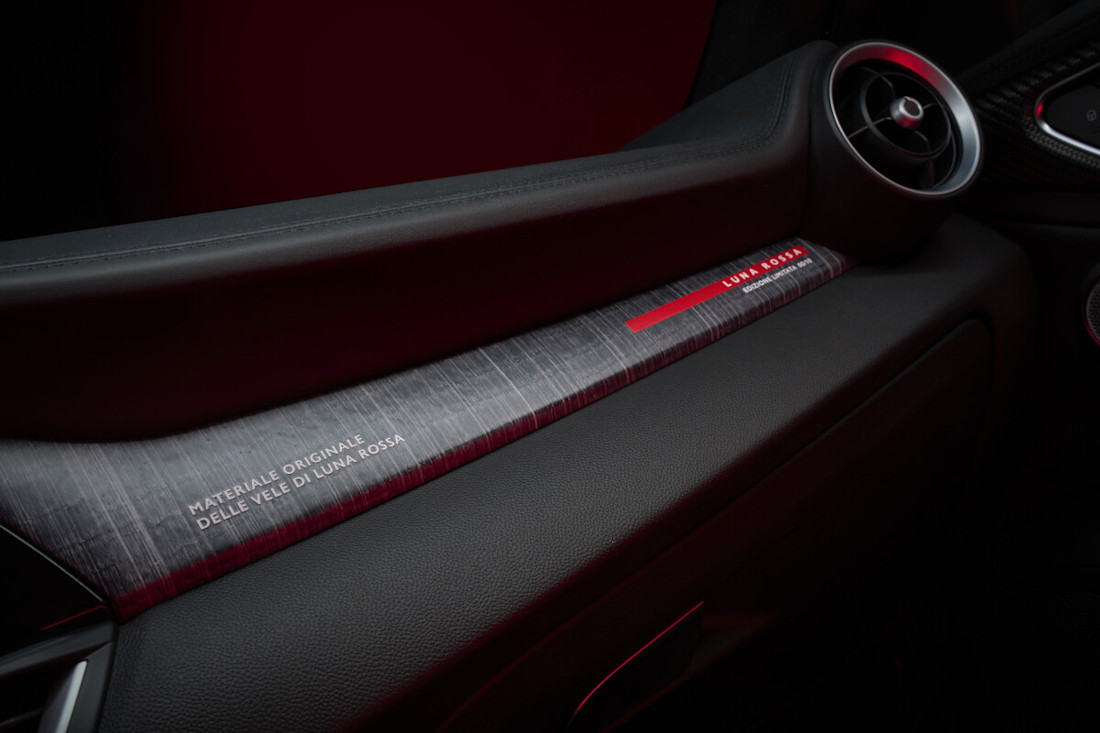 GiuliaQuadrifoglioLunaRossa (14).jpg