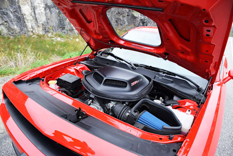 Editorial 2016 dodge challenger rt scat pack shaker jp 11