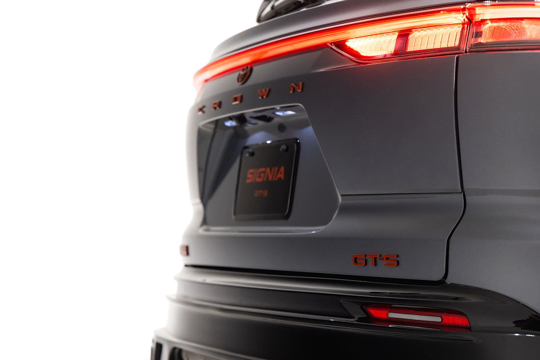 2026 Toyota Crown Signia GT-S Performance Concept - NF - SBe - 261027 - 1.jpg