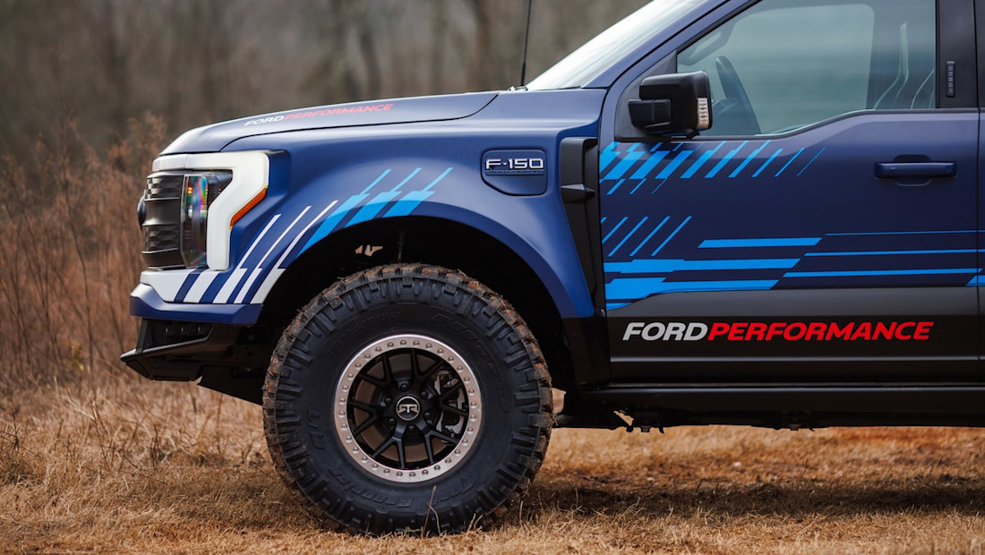 Ford-F-150-Lightning-Switchgear-autoscout24 (3).jpeg