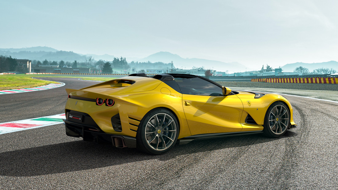 La Ferrari 812 Competizione enlève le dessus