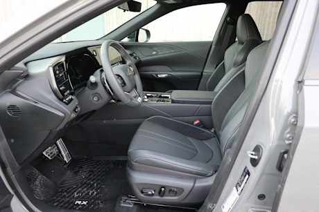 Editorial 2025 lexus rx 500h td jm 250224 17