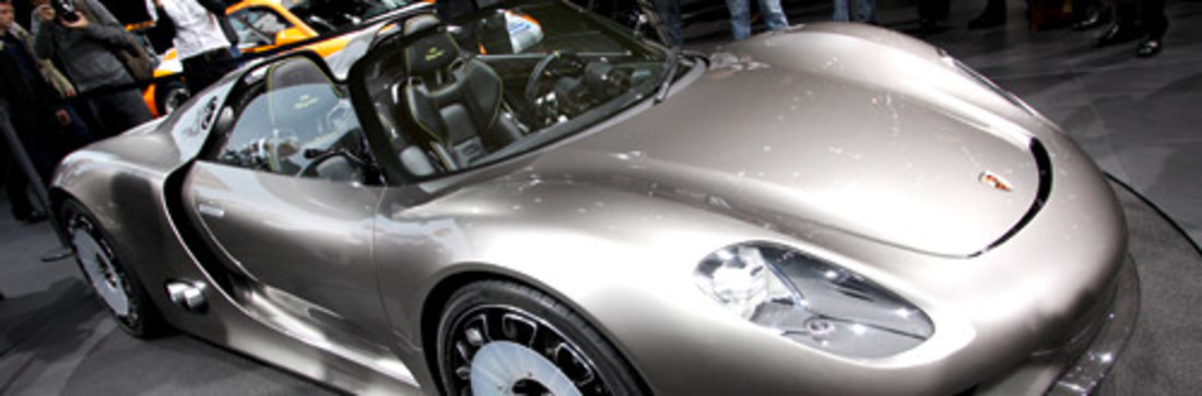 Studie: Porsche 918 Spyder – Hybrid-Hammer