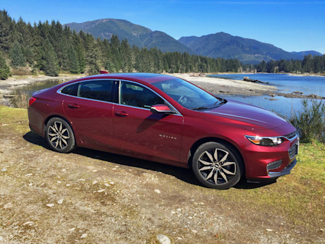 Editorial 01a gw 2016 chevrolet malibu
