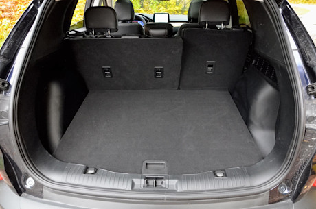 Ford Escape hybride rechargeable 2021 : essai routier Body Image