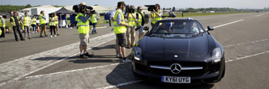 Rapport: Mercedes SLS AMG Roadster – Attrape la baballe, David!