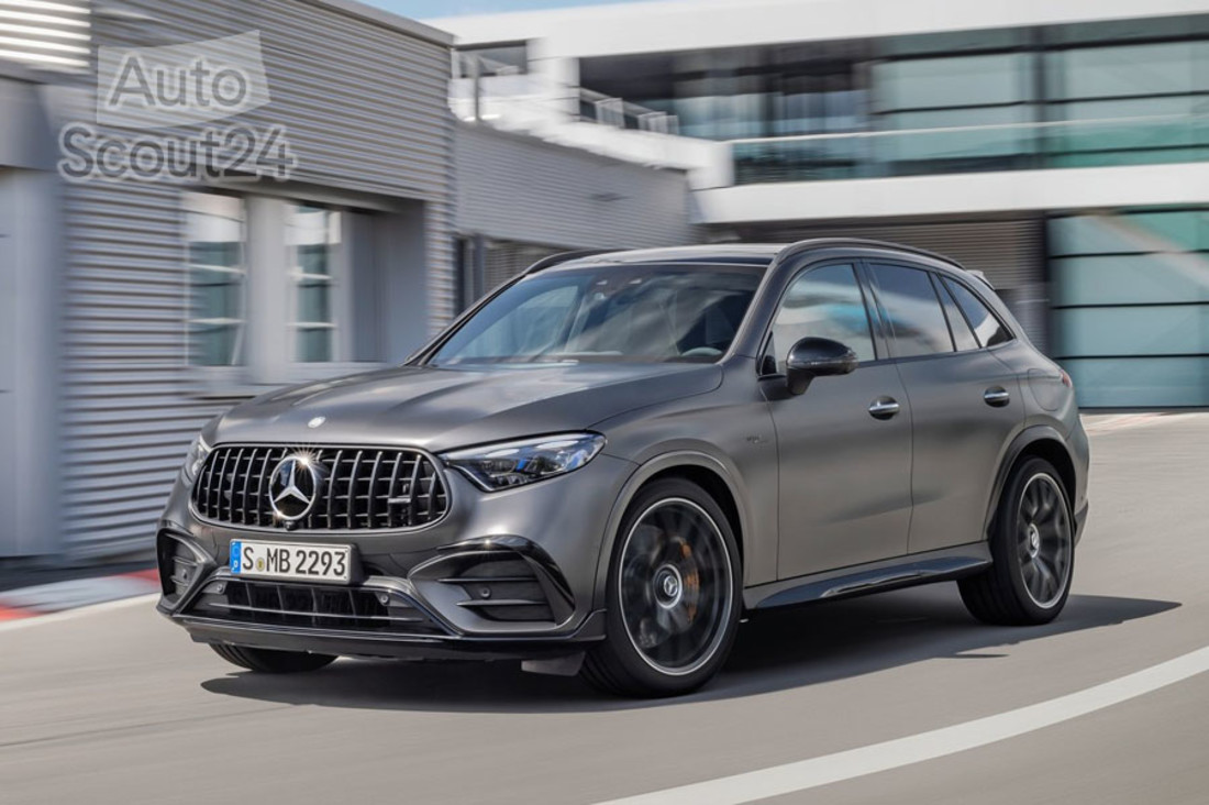 Mercedes-Benz-GLC63_S_AMG_E_Performance-2024-1600-03.jpg