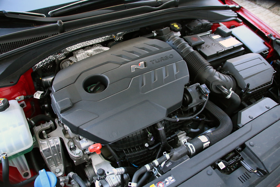 Hyundai i30 Fasback N (26).JPG