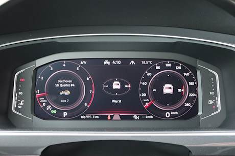 Editorial 2024 volkswagen tiguan highline td jm 240704 32