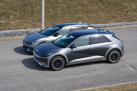 Editorial a04 2022 hyundai ioniq 5 and 2022 kia ev6 db