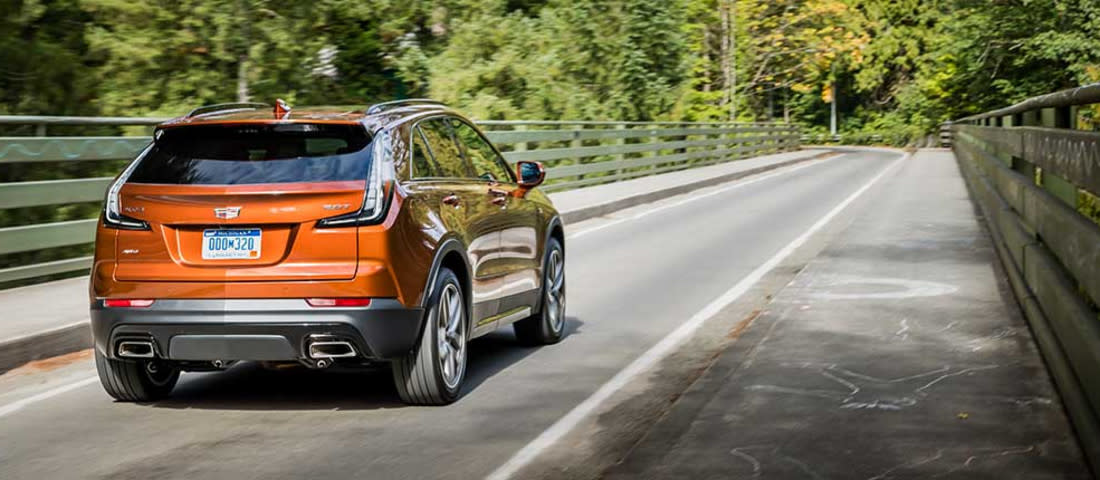 cadillac-xt4-l-03-1100