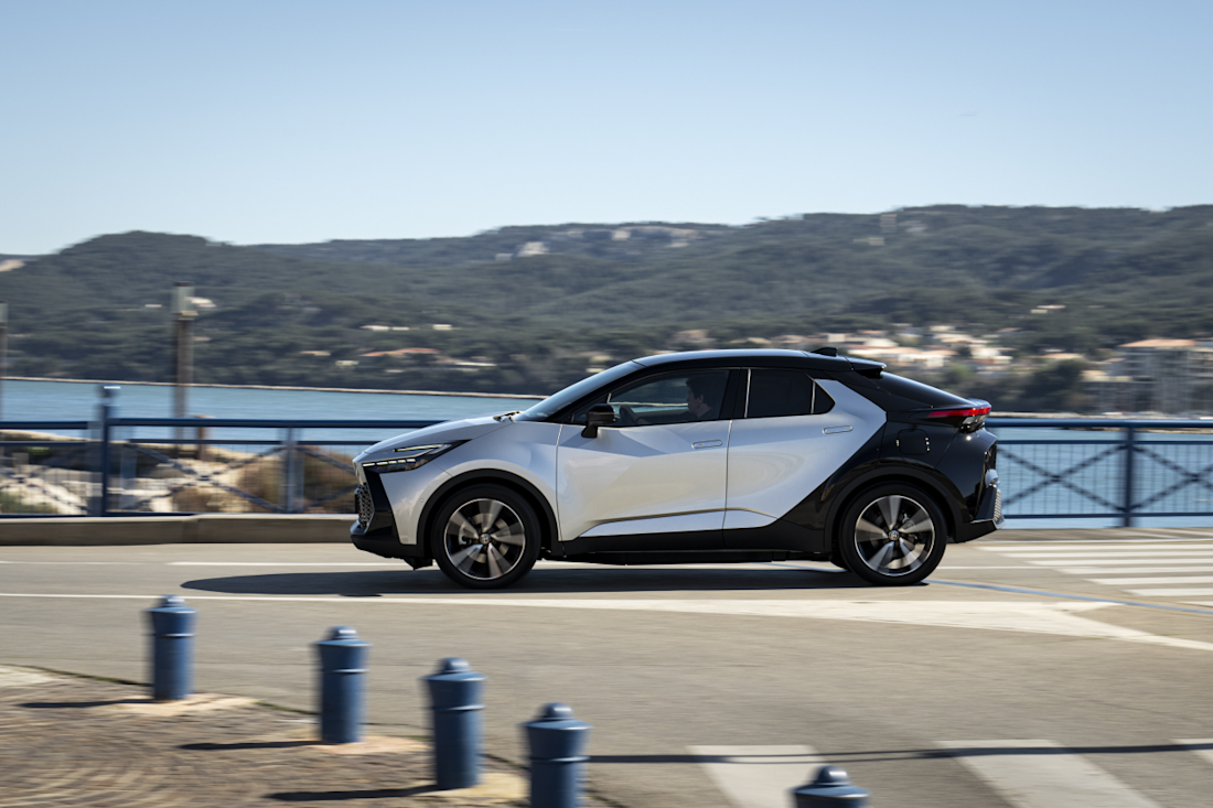 Toyota C-HR: tutto nulla nuova versione Plug-in Hybrid