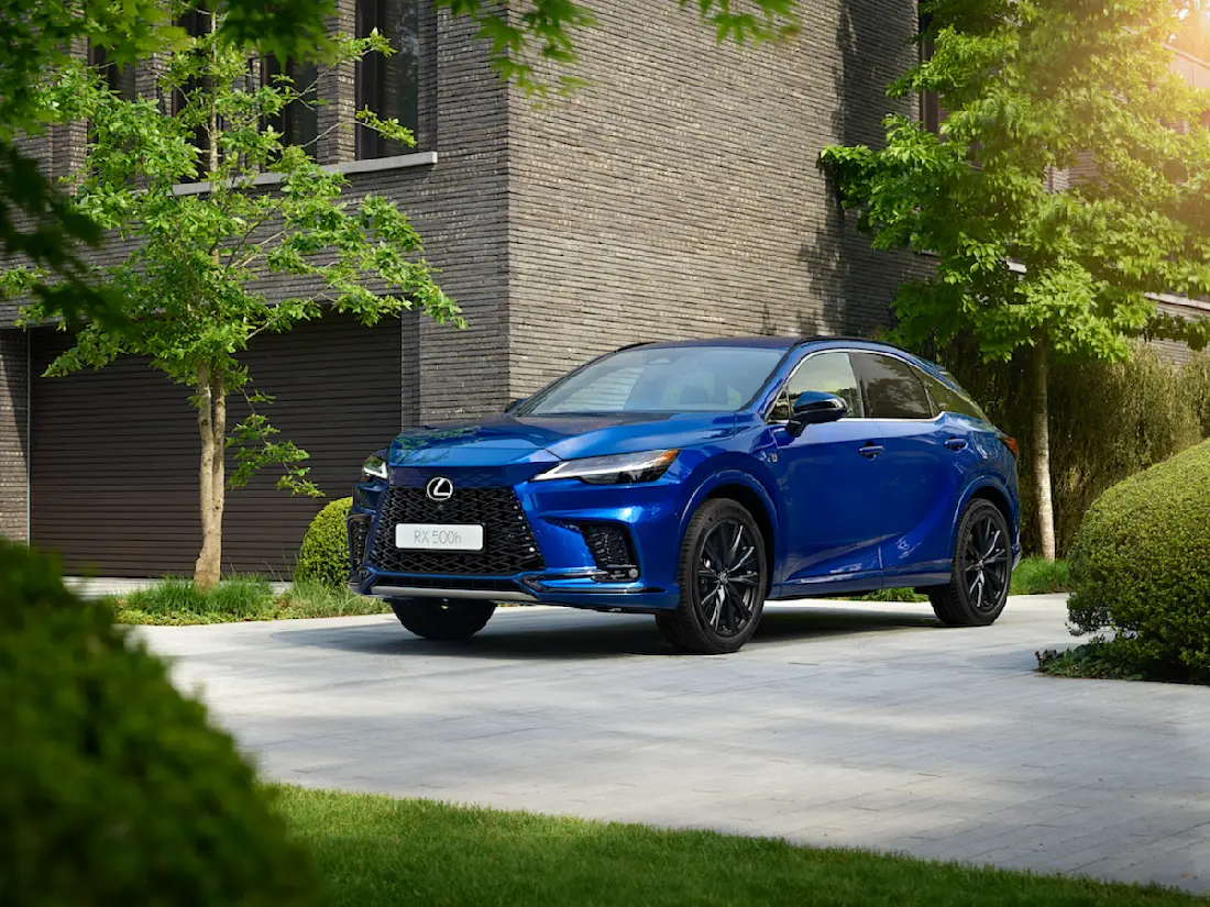 Lexus RX (2022) statisch, vooraanzicht