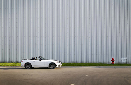 Editorial 2017 fiat 124 spider abarth 05 jw