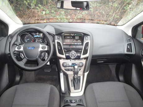 Editorial 2012 ford focus sel gw 013 2646
