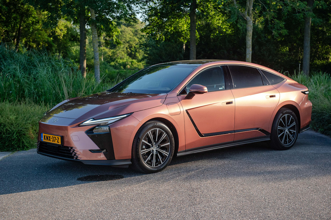 AS24 Lexus ES500e (1)