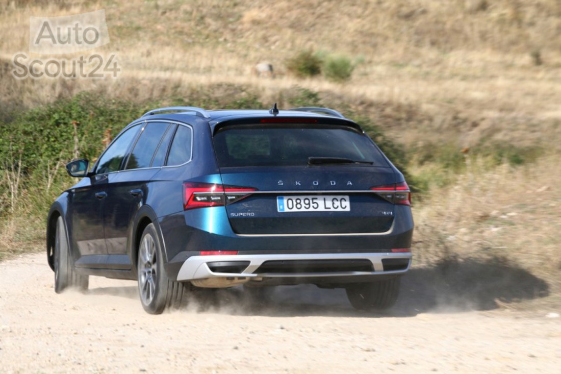 prueba-skoda-superb-scout-53.jpg